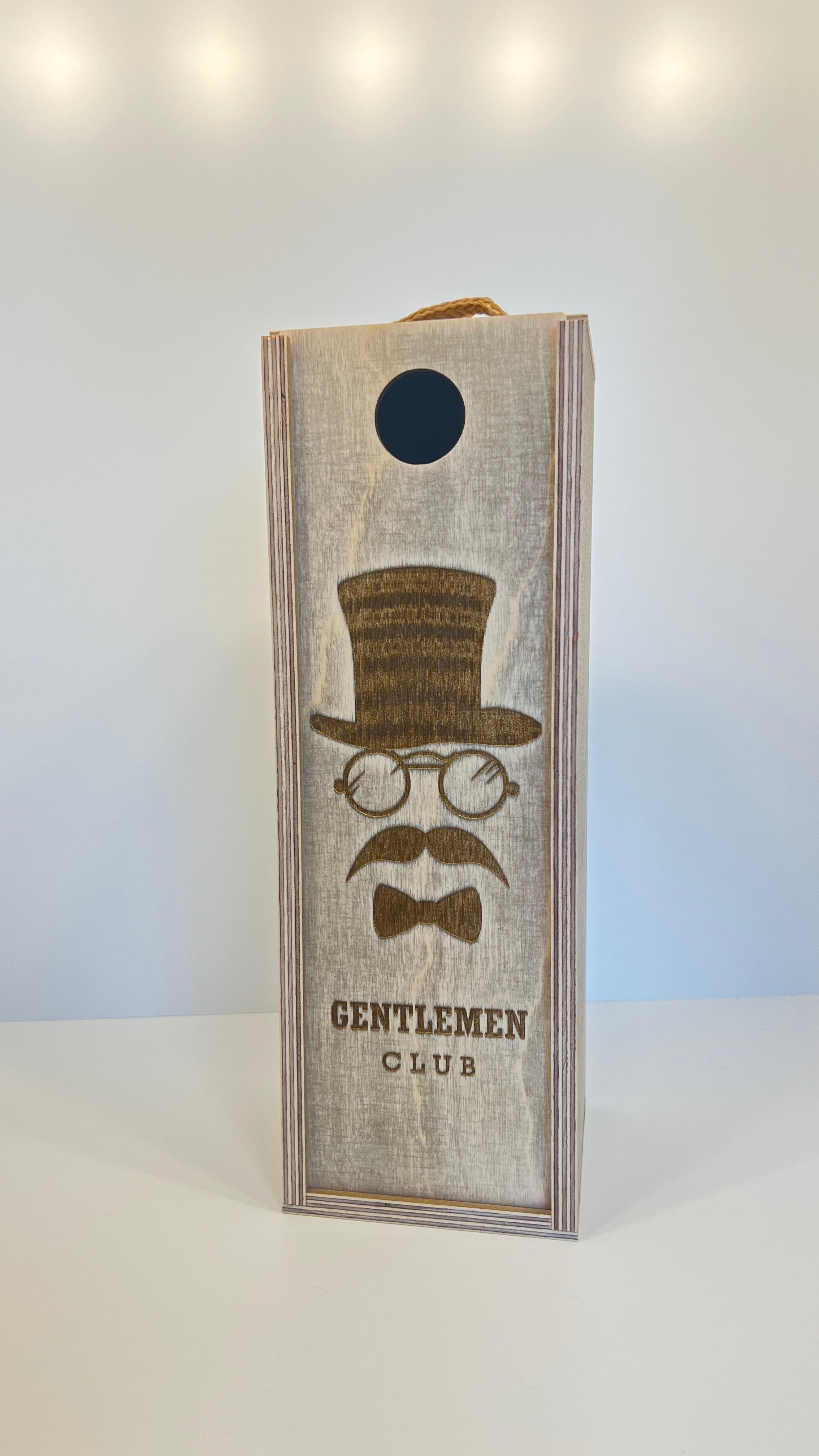 Gentleman Club- Lignaris