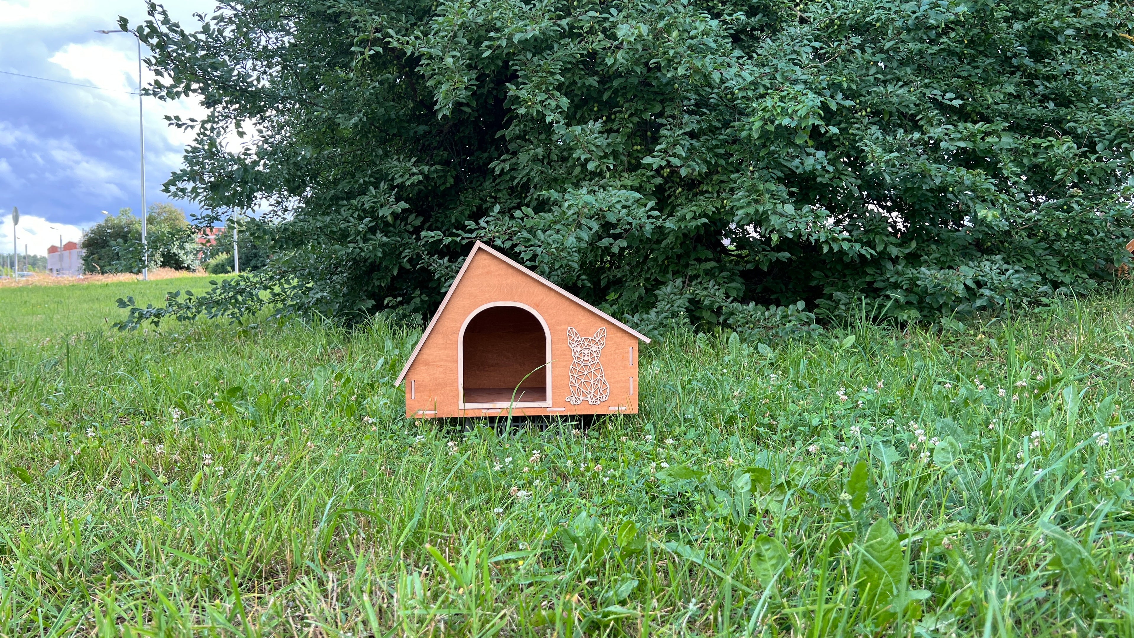 Modern Wooden  Pet House – Frenchie Edition  | Lignaris
