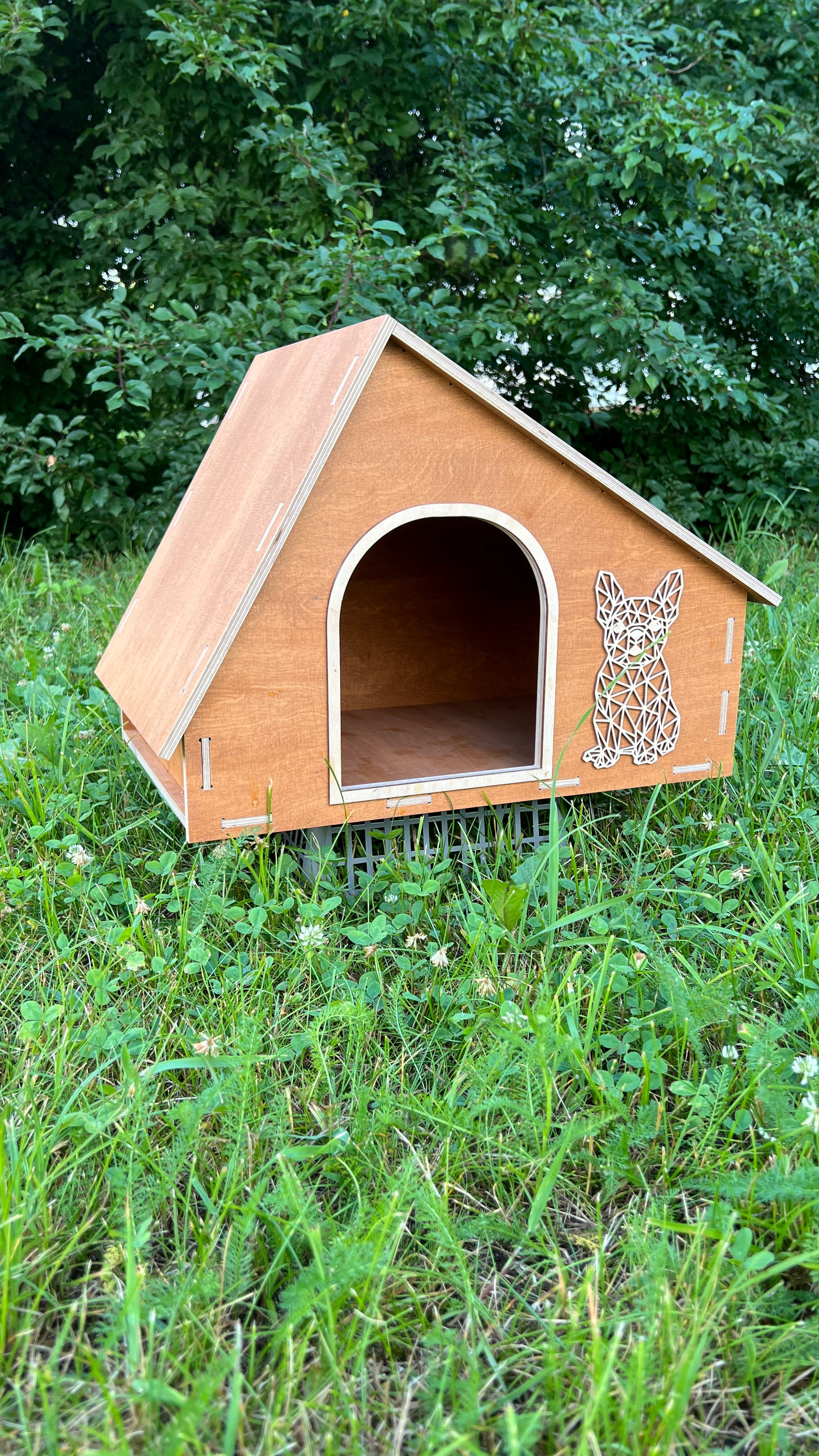 Modern Wooden  Pet House – Frenchie Edition  | Lignaris