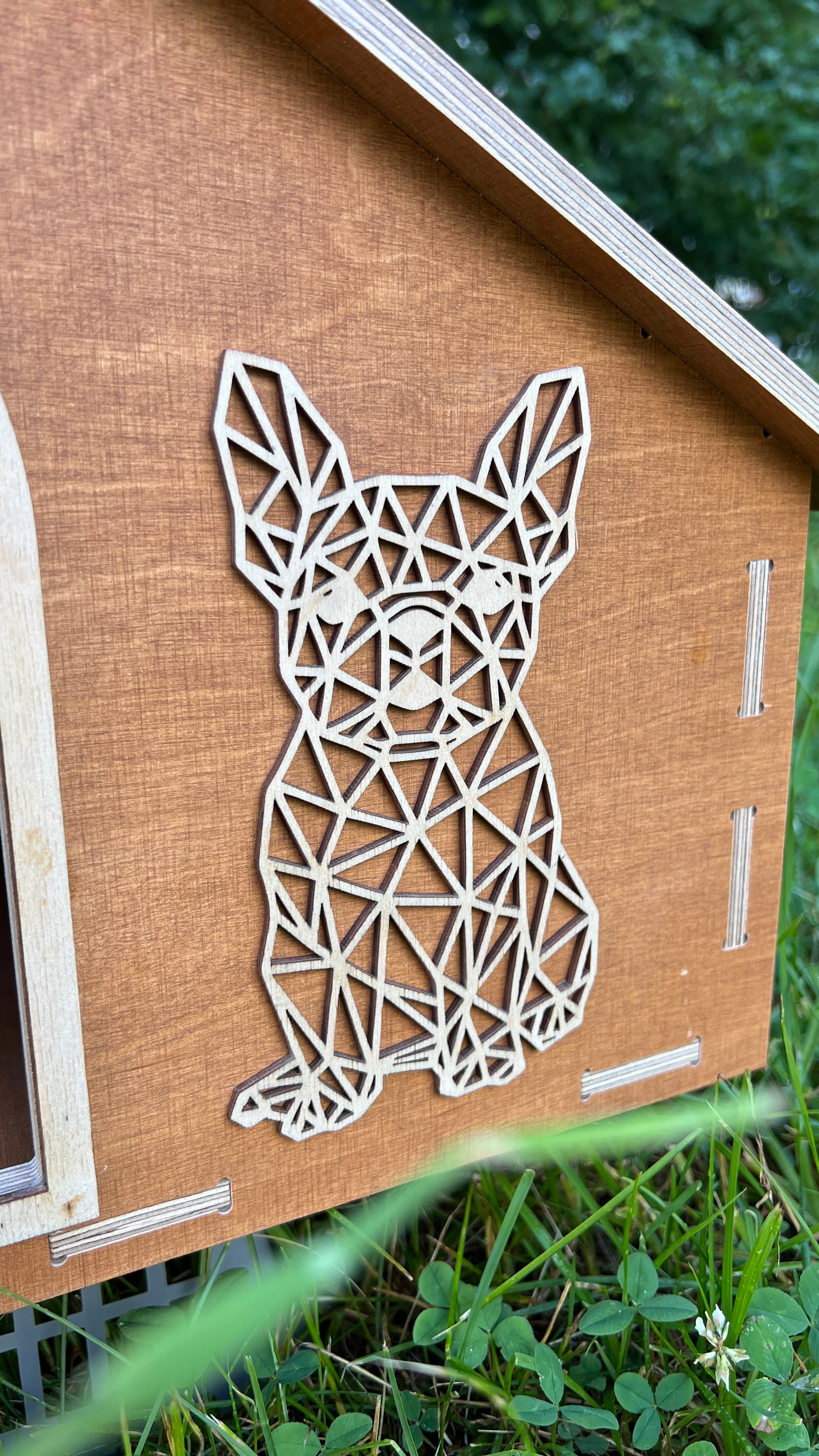 Modern Wooden  Pet House – Frenchie Edition  | Lignaris