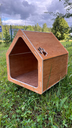 Modern Wooden Dog House Classic Edition | Lignaris