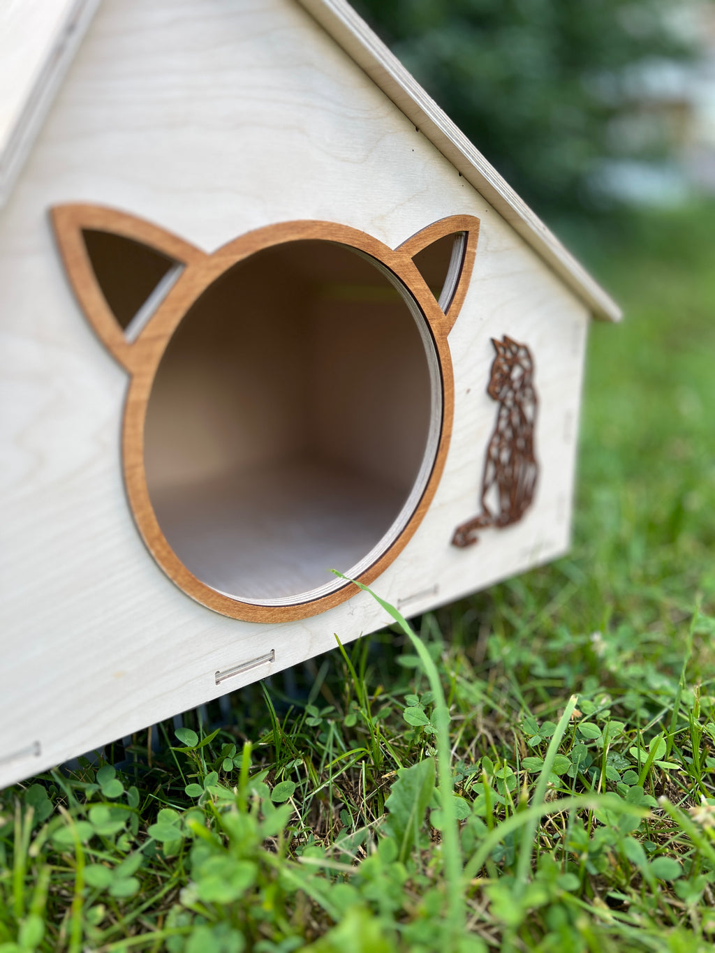 Modern Wooden Cat House | Lignaris